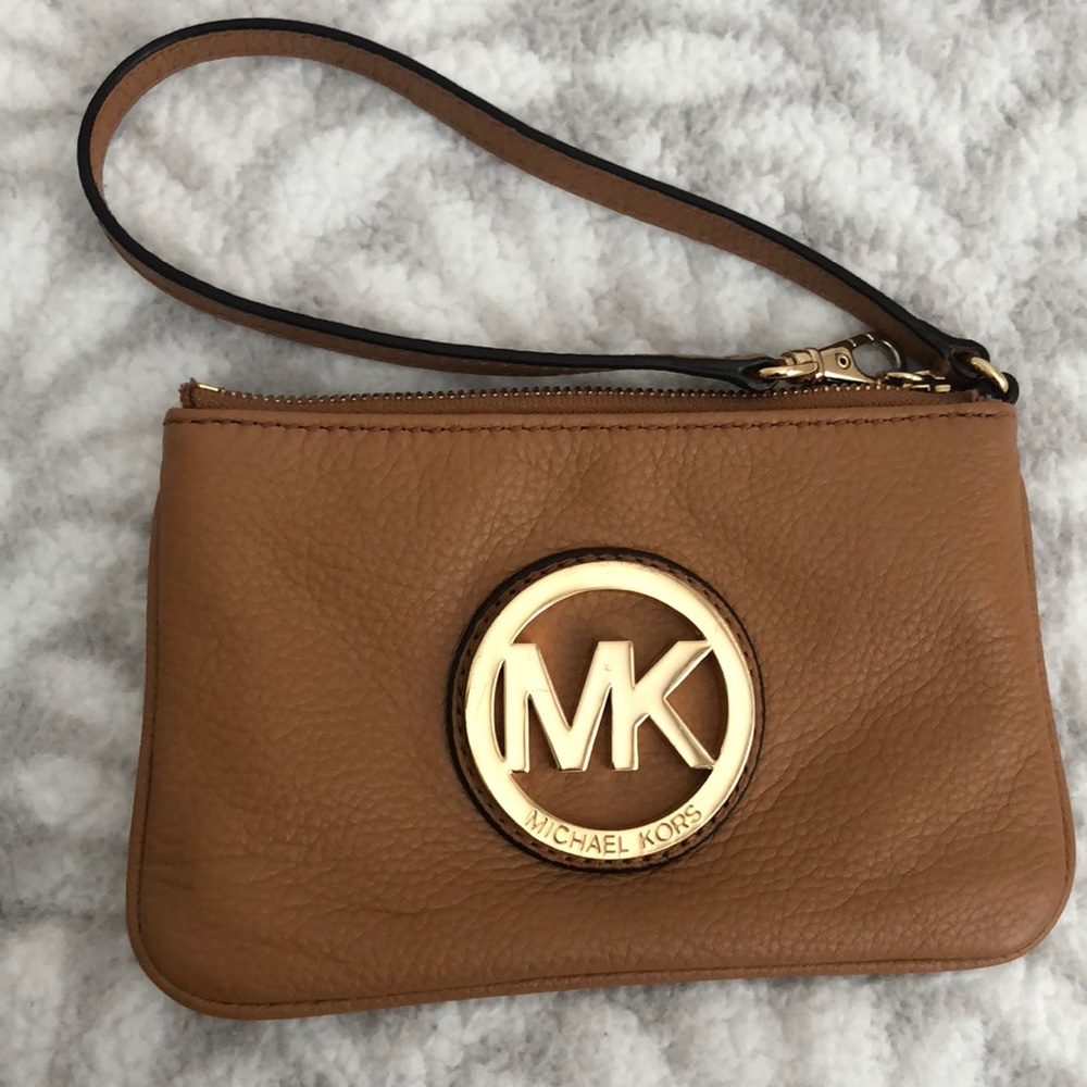 Tan Michael Kors wristlet